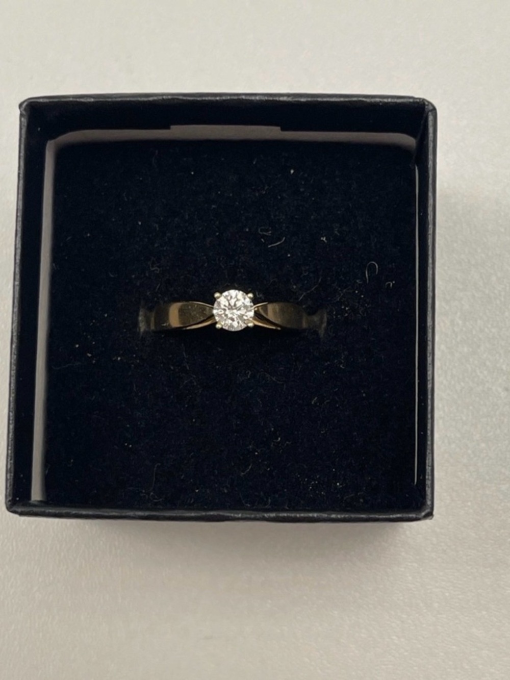 🌟6XHP🌟Ladies 0.28 Real Diamond ring. Ring Size 5 weighing 1.77 grams - Picture 8 of 13